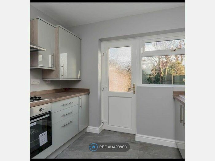 3 Bedroom Semi-Detached House To Rent In Fearns Avenue, Newcastle-Under-Lyme, ST5