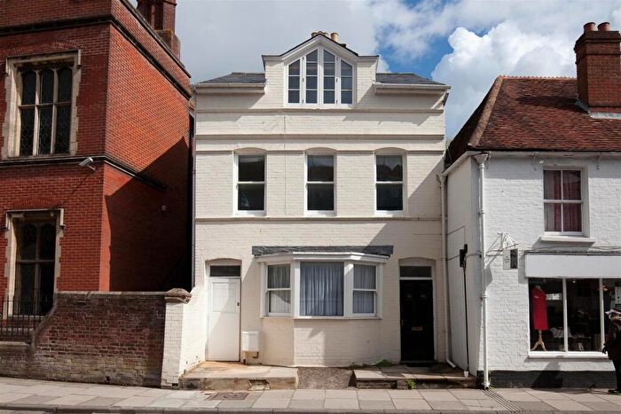 3 Bedroom Flat To Rent In Crane Street, Salisbury, SP1