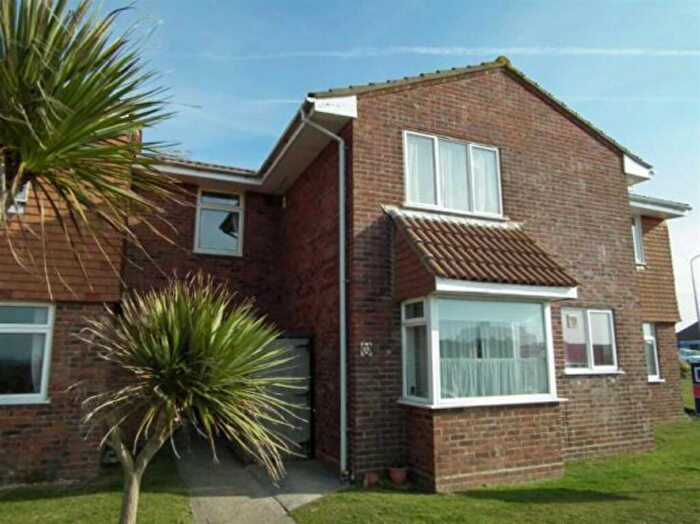 1 Bedroom Terraced House To Rent In St Crispians, Seaford, BN25