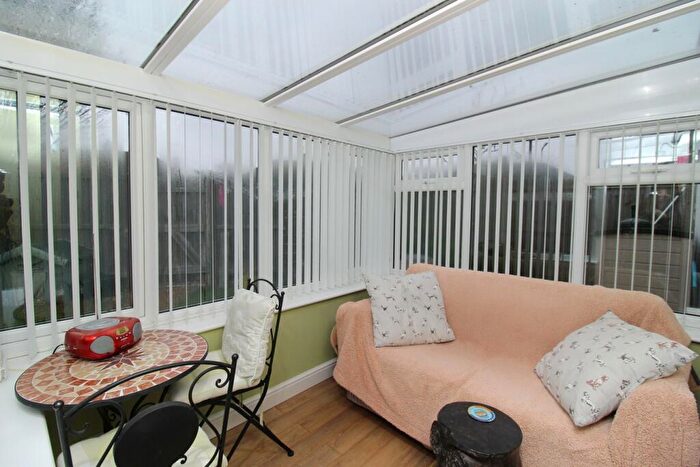 2 Bedroom Terraced Bungalow For Sale In Poplar Drive, Herne Bay, CT6