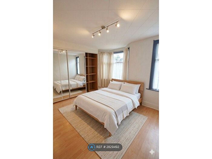 4 Bedroom Terraced House To Rent In North Road, Ilford, IG3