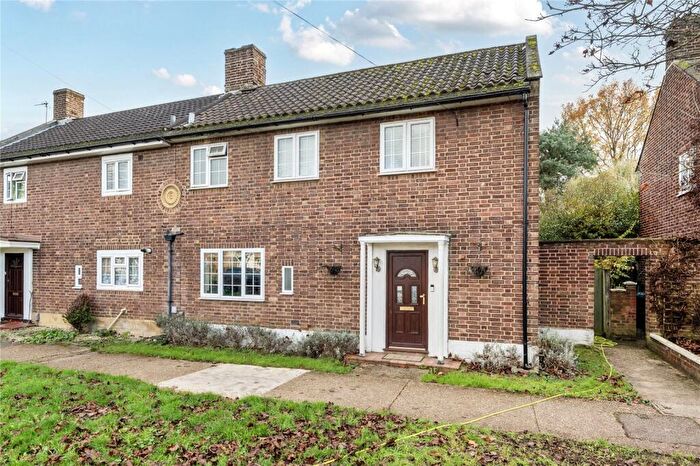 3 Bedroom Semi Detached House For Sale In Douglas Road, Esher, KT10