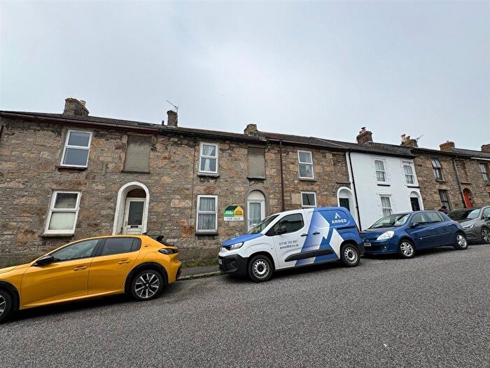 3 Bedroom Terraced House For Sale In Adelaide Street, Penzance, TR18