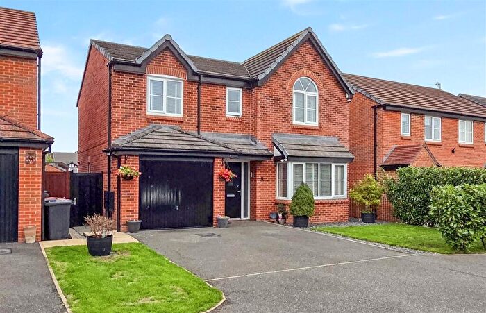 4 Bedroom Detached House For Sale In Grove Avenue, Winsford, CW7