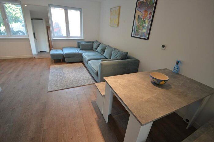 2 Bedroom House To Rent In Old Birley Street, Manchester, M15
