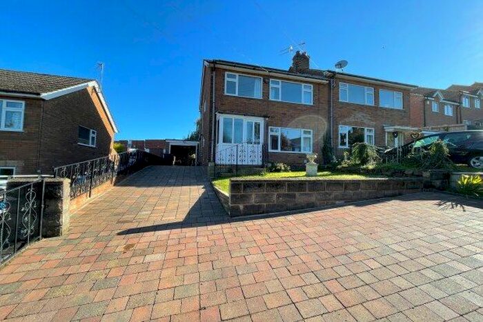 3 Bedroom Semi-Detached House To Rent In Mount Pleasant, Nottingham, NG4