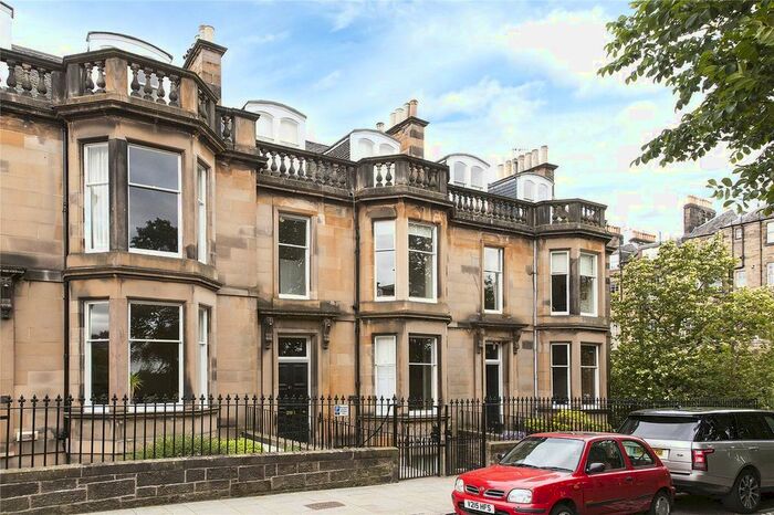 2 Bedroom Flat To Rent In Lennox Street, Dean, Edinburgh, EH4