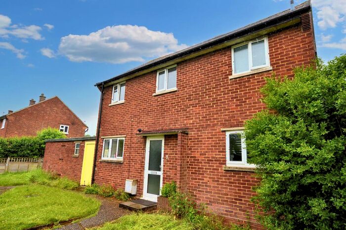 3 Bedroom Semi-Detached House To Rent In Woollam Crescent, St Albans, AL3