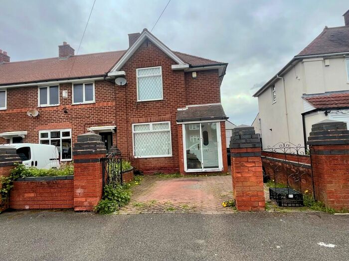 3 Bedroom Terraced House To Rent In Wyndhurst Road, Birmingham, B33