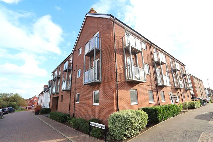 2 Bedroom Flat To Rent In Bonaire Grange, Newton Leys, Bletchley, Bucks, MK3