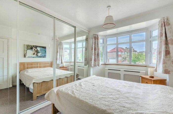 4 Bedroom Property To Rent In Churston Drive, Morden, SM4