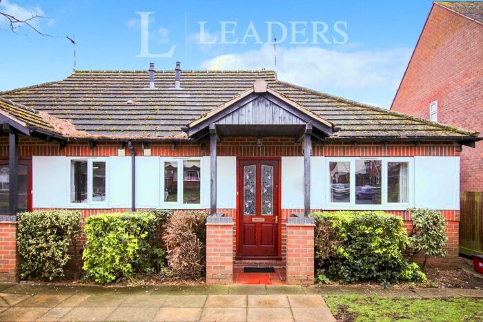 2 Bedroom Bungalow To Rent In Richards Close, Kenilworth CV8