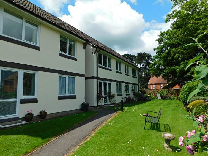 1 Bedroom Retirement Property For Sale In Brinton Lane, SO45