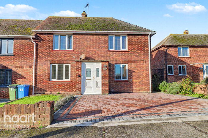 3 Bedroom Semi-Detached House For Sale In Marshall Crescent, Queenborough, ME11