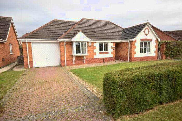 3 Bedroom Bungalow To Rent In Maple Grove, , Heckington, NG34