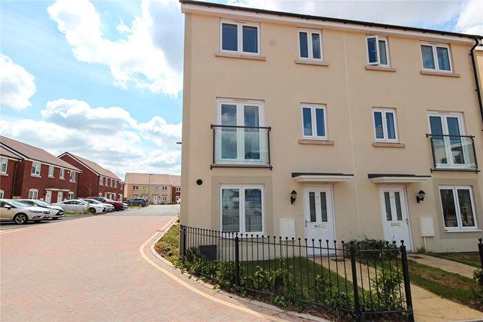 4 Bedroom Town House To Rent In Edward Parker Road, Stoke Gifford, Bristol, BS16