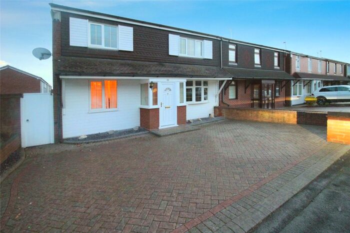 3 Bedroom End Of Terrace House To Rent In Gorse Road, Wolverhampton, West Midlands, WV11