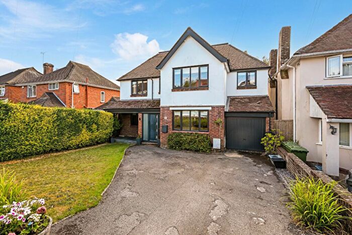 5 Bedroom Detached House For Sale In Bassett, Southampton, SO16
