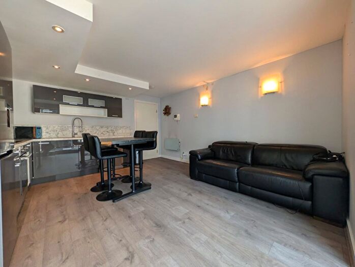 2 Bedroom Flat To Rent In Paradise Street, Birmingham, Birmingham, B1