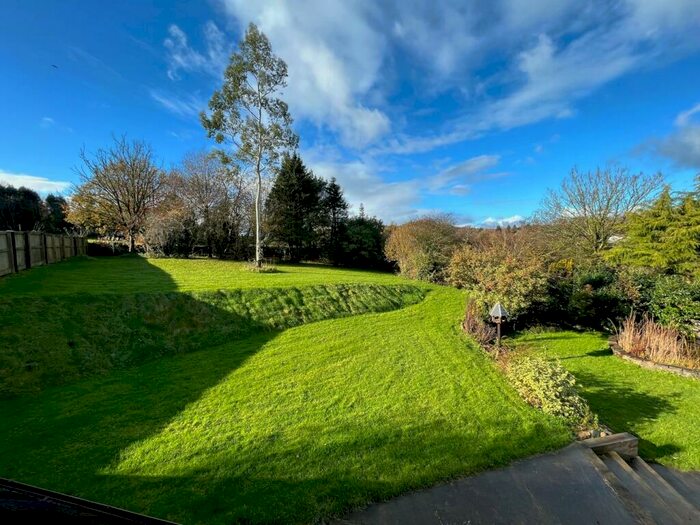 4 Bedroom Smallholding For Sale In Capel Seion Road, Pontyberem, Llanelli, SA15