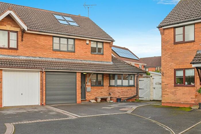 4 Bedroom Semi-Detached House For Sale In Vicarage Way, Hixon, Stafford, ST18