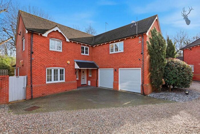 5 Bedroom Detached House For Sale In Epping Road, North Weald, Epping, CM16