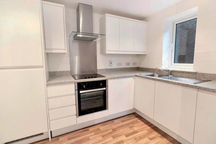 1 Bedroom Flat To Rent In Flat, The Elms, John Street, Luton, Bedfordshire, LU1