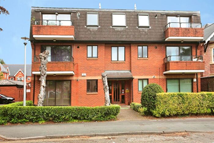 2 Bedroom Flat For Sale In Huntly Grove, Peterborough, PE1