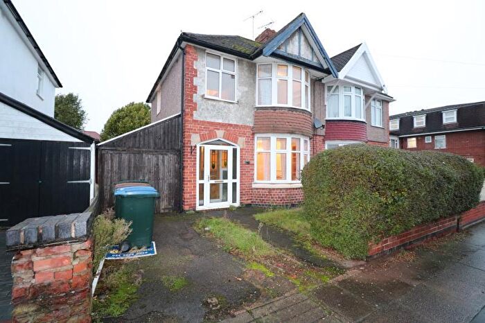 3 Bedroom Semi-Detached House To Rent In Blondvil Street, Cheylesmore, Coventry, CV3