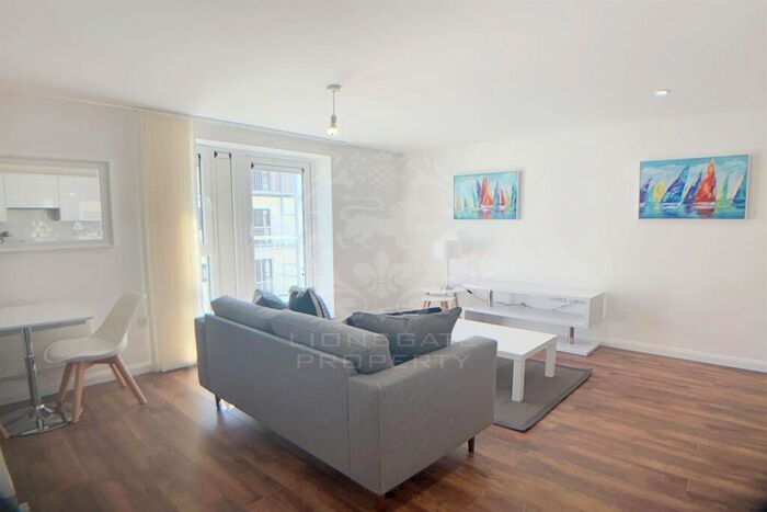 1 Bedroom Apartment To Rent In Grand Union Place, SL2