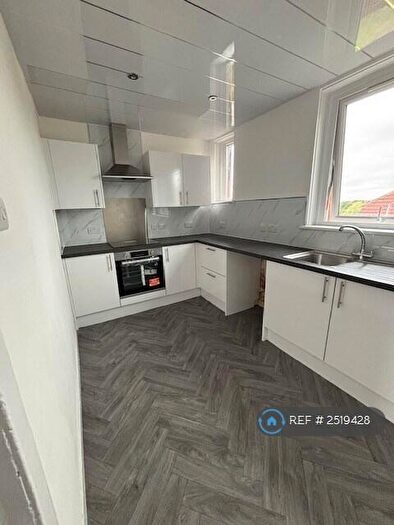 3 Bedroom Flat To Rent In Blane Street, Coatbridge, ML5