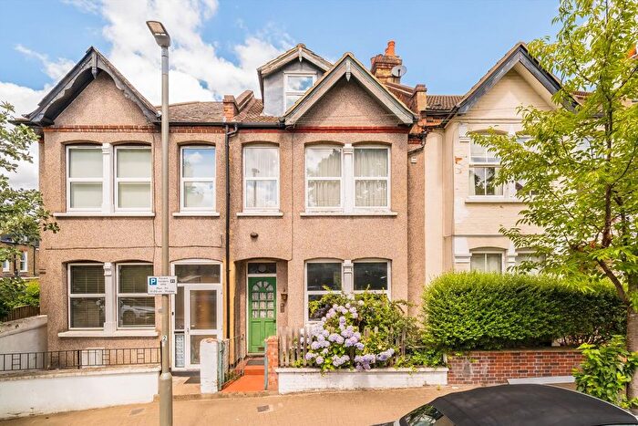 4 Bedroom Property For Sale In Idlecombe Road, Tooting, SW17