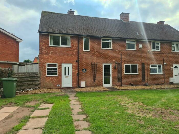 4 Bedroom End Of Terrace House To Rent In Needlers End Lane, Balsall Common, Coventry, CV7