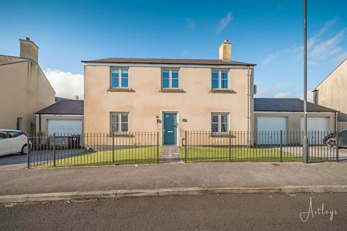 4 Bedroom Detached House For Sale In Y Gilfach, Llandarcy, Neath, SA10