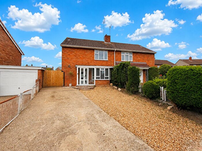 3 Bedroom Semi-Detached House For Sale In Bognor Road, Corby, NN18
