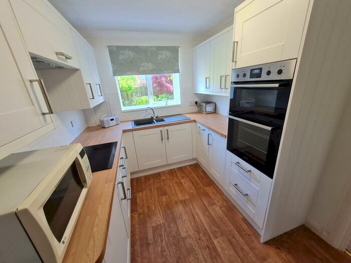 5 Bedroom Detached House To Rent In Mamignot Close, Bearsted, ME14