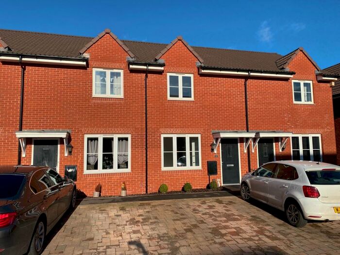 2 Bedroom Terraced House To Rent In Tuckwell Grove, Exeter, EX1