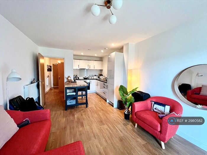 1 Bedroom Flat To Rent In Atlas Way, Oakgrove, Milton Keynes, MK10