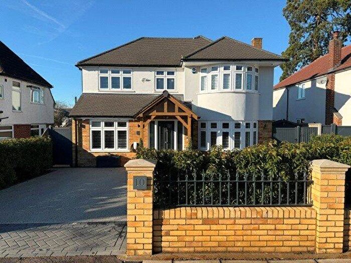 4 Bedroom Detached House For Sale In Downs Avenue, Chislehurst, BR7