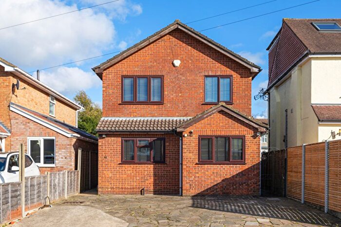 4 Bedroom Detached House For Sale In Eldon Road, Caterham, CR3