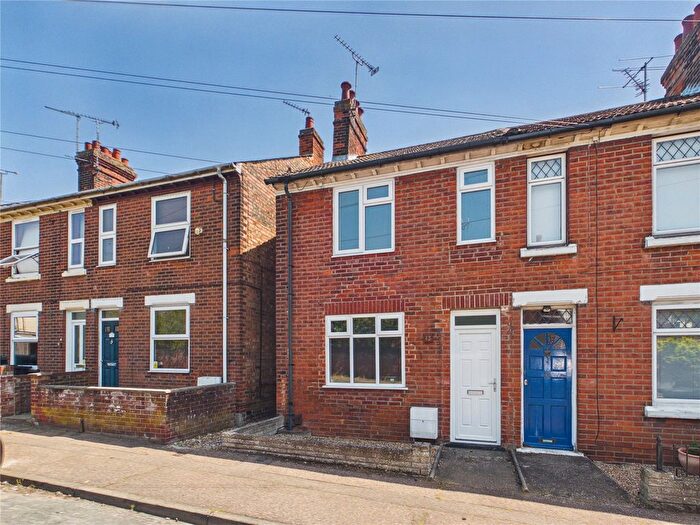 2 Bedroom Terraced House To Rent In Weston Road, Colchester, Essex, CO2