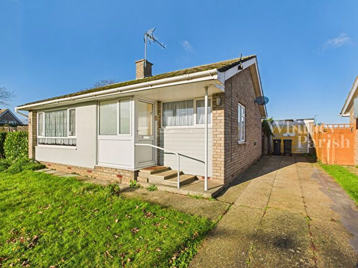 2 Bedroom Detached Bungalow To Rent In Highfields, Eye, IP23