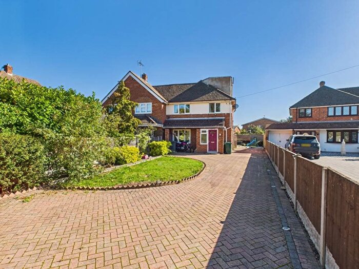 4 Bedroom Semi-Detached House For Sale In Hithermoor Road, Stanwell, Surrey, TW19