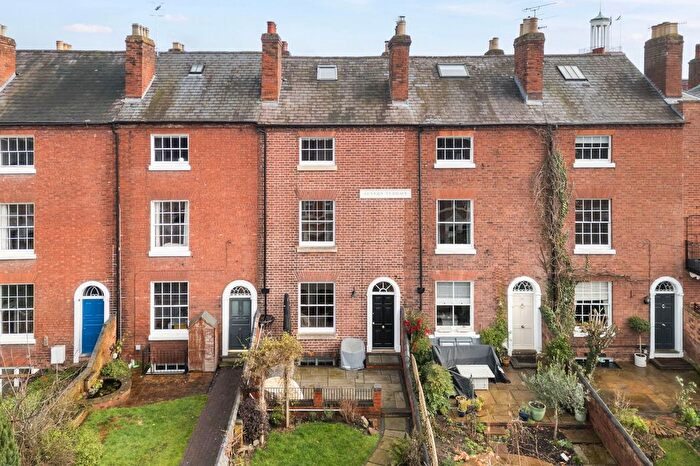 4 Bedroom Terraced House For Sale In Severn Terrace, Worcester., WR1
