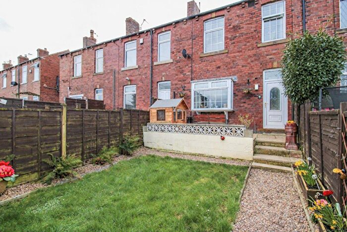 3 Bedroom Terraced House For Sale In Nell Gap Lane, Middlestown, Wakefield, WF4