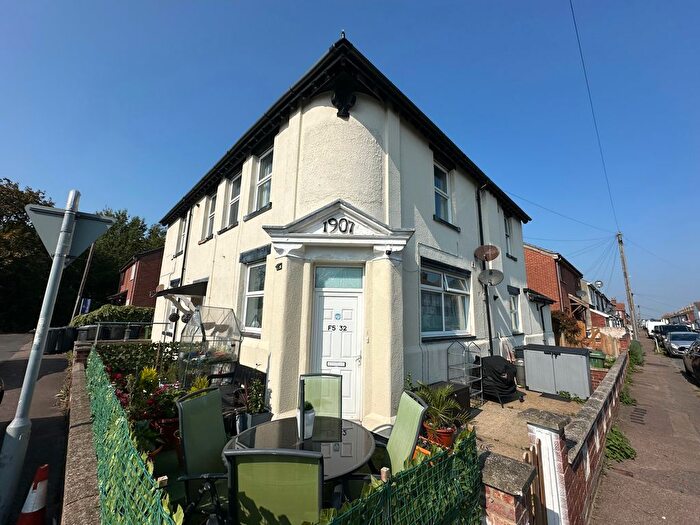 1 Bedroom Flat To Rent In Gordon Road, Great Yarmouth, NR31