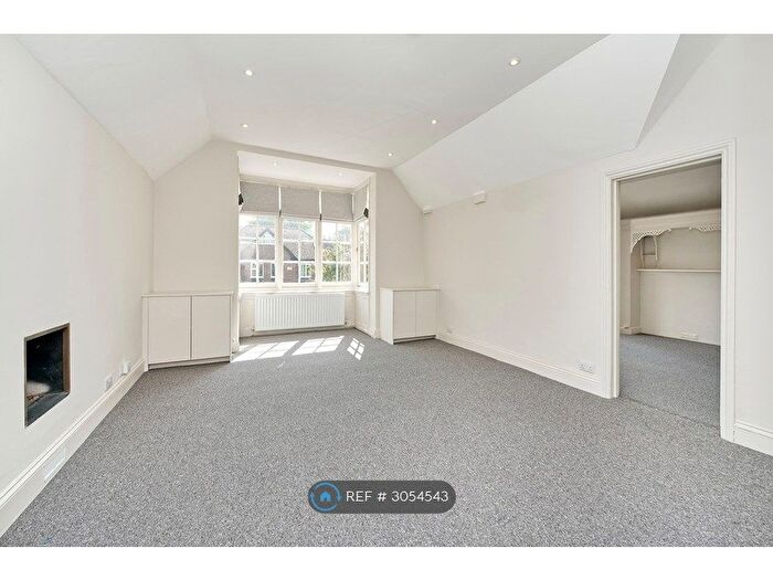 1 Bedroom Flat To Rent In Dealtry Road, London, SW15