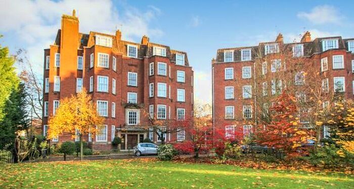 2 Bedroom Flat To Rent In Kenilworth Court, Hagley Road, Birmingham, B16