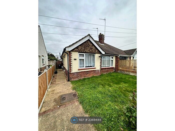 2 Bedroom Bungalow To Rent In Windmill Park, Clacton-On-Sea, CO15