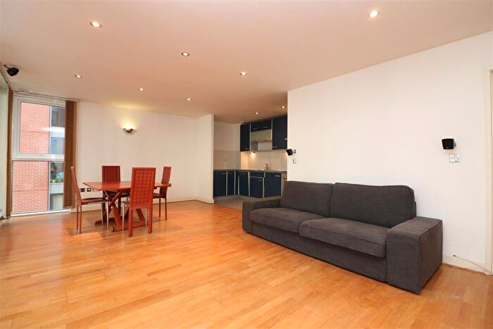 1 Bedroom Flat To Rent In Baltic Apartments, Western Gateway, London, E16